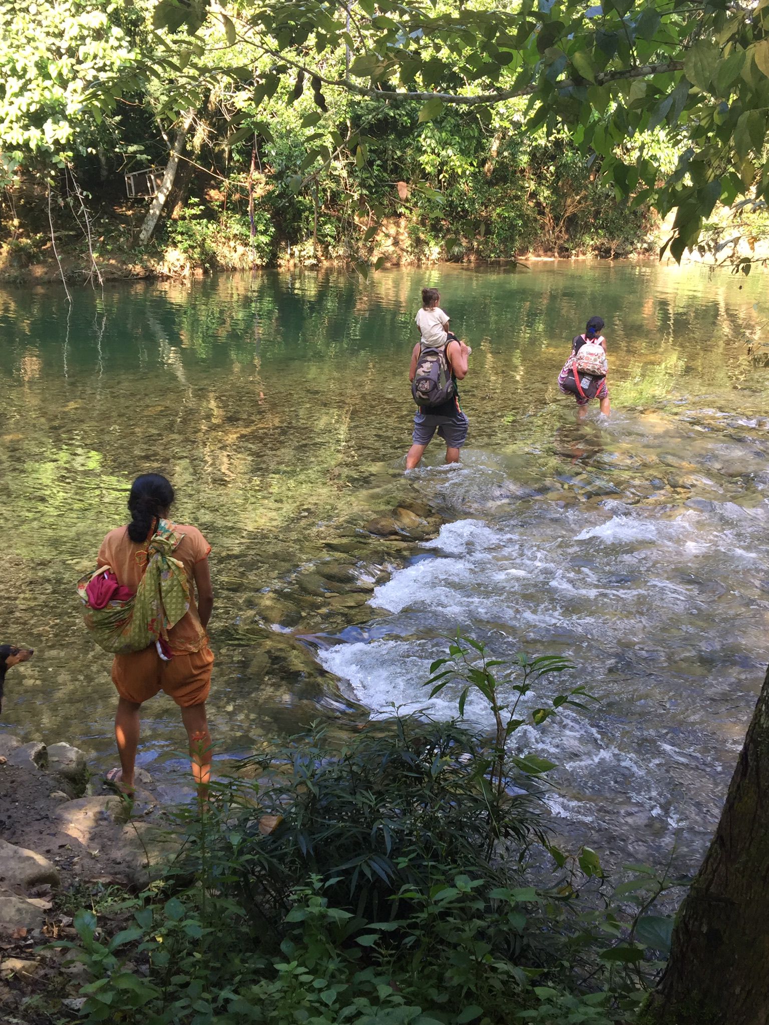 Río Chacamax — agua sagrada cristalina en La Ventana Palenque